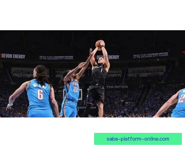 雷诺爆发28分带队逆转 德罗赞助力国王终结鹈鹕七连败